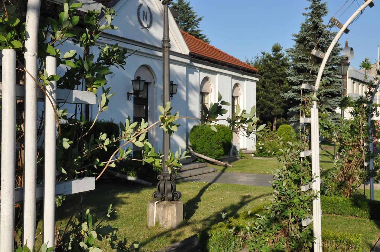 Hotel "Zajazd Napoleonski" Warsaw Ngoại thất bức ảnh